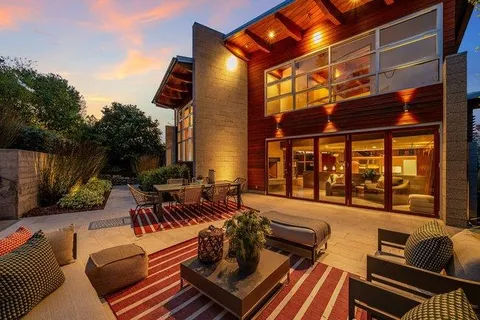 $4,190,000 | 436 Lakeview Way, Emerald Hills, CA 94062