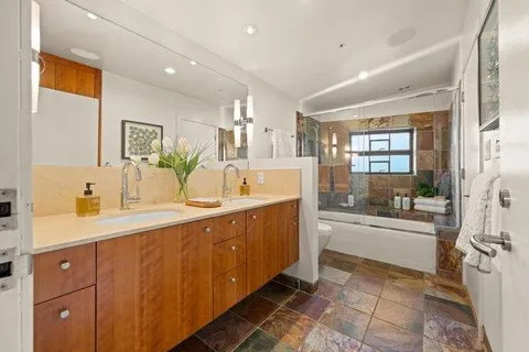 $4,190,000 | 436 Lakeview Way, Emerald Hills, CA 94062