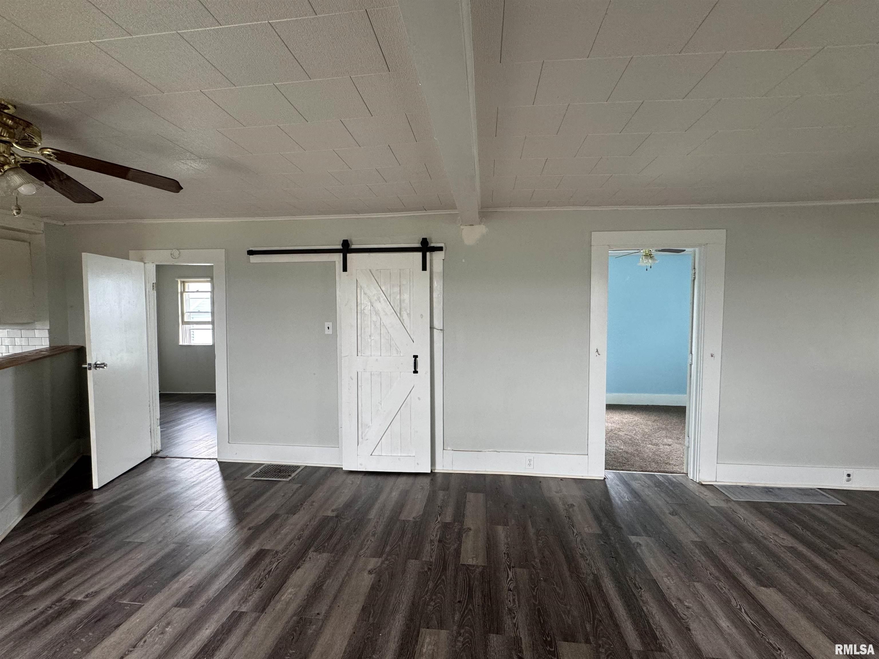 906 East Locust Street Canton, IL 61520 - Photo 7 of 16