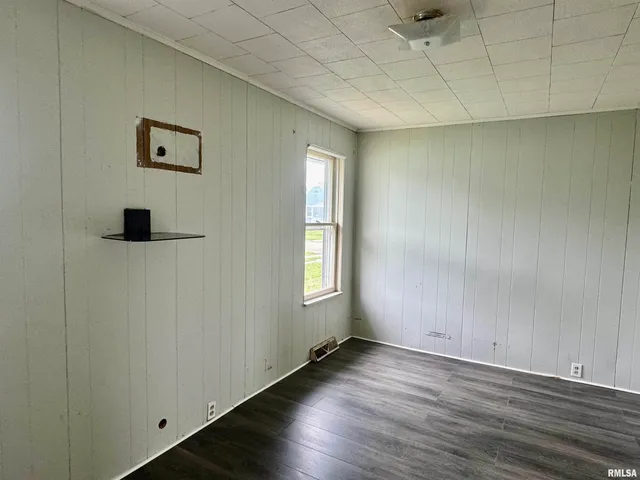 $43,500 | 906 East Locust Street, Canton, IL 61520