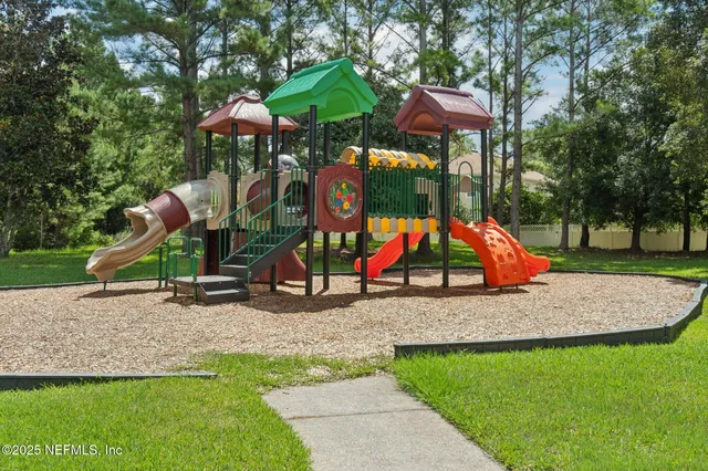 $449,990 | 631 Wakeview Drive, Orange Park, FL 32065