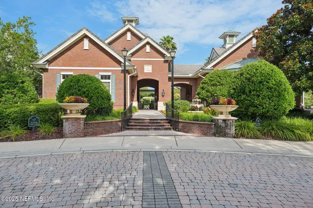 $449,990 | 631 Wakeview Drive, Orange Park, FL 32065