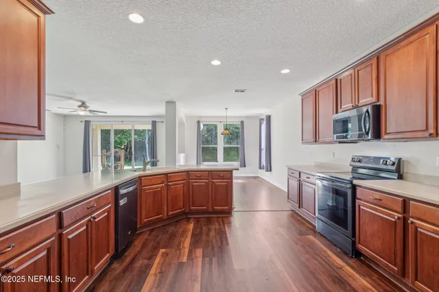 $449,990 | 631 Wakeview Drive, Orange Park, FL 32065