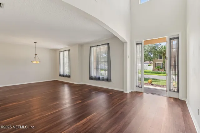 $449,990 | 631 Wakeview Drive, Orange Park, FL 32065