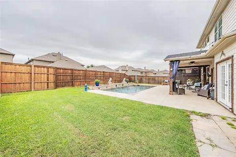 $530,000 | 1112 Mesa Crest Drive, Fort Worth, TX 76052