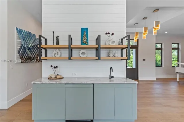 $5,500,000 | 11907 Southwest 70th Avenue, Pinecrest, FL 33156