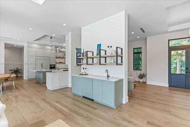 $5,500,000 | 11907 Southwest 70th Avenue, Pinecrest, FL 33156