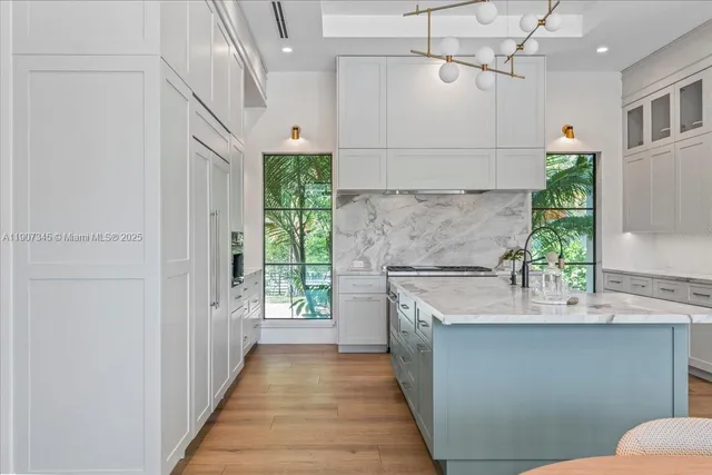 $5,500,000 | 11907 Southwest 70th Avenue, Pinecrest, FL 33156