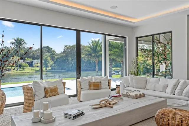 $5,500,000 | 11907 Southwest 70th Avenue, Pinecrest, FL 33156