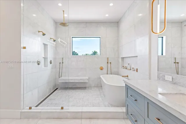 $5,500,000 | 11907 Southwest 70th Avenue, Pinecrest, FL 33156