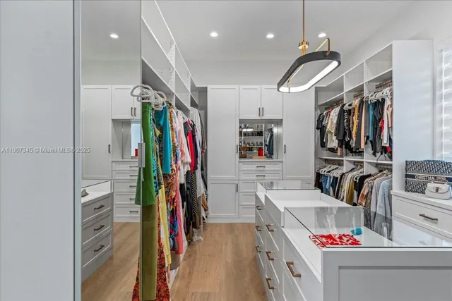 $5,500,000 | 11907 Southwest 70th Avenue, Pinecrest, FL 33156