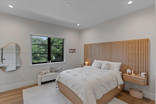 $5,500,000 | 11907 Southwest 70th Avenue, Pinecrest, FL 33156