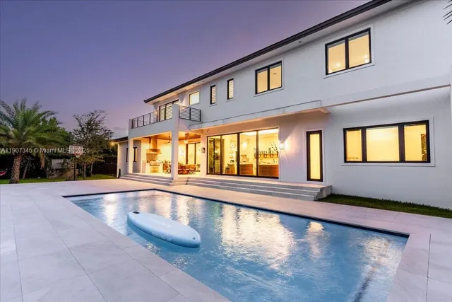 $5,500,000 | 11907 Southwest 70th Avenue, Pinecrest, FL 33156