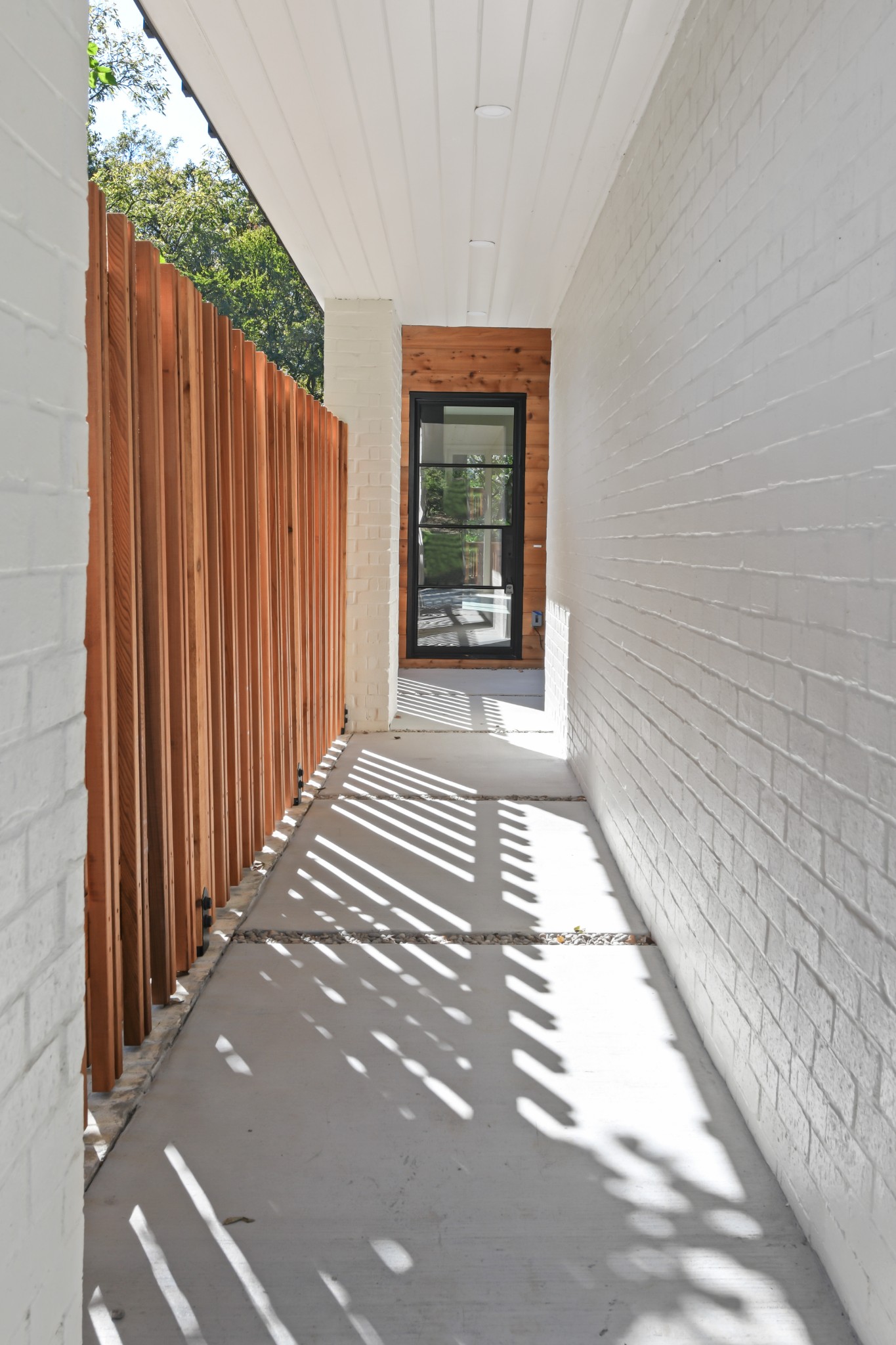 3707 A Woodmont Boulevard Nashville, TN 37215 - Photo 5 of 56 a view of a house with a backyard