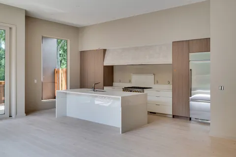 $2,149,000 | 3707 A Woodmont Boulevard, Nashville, TN 37215