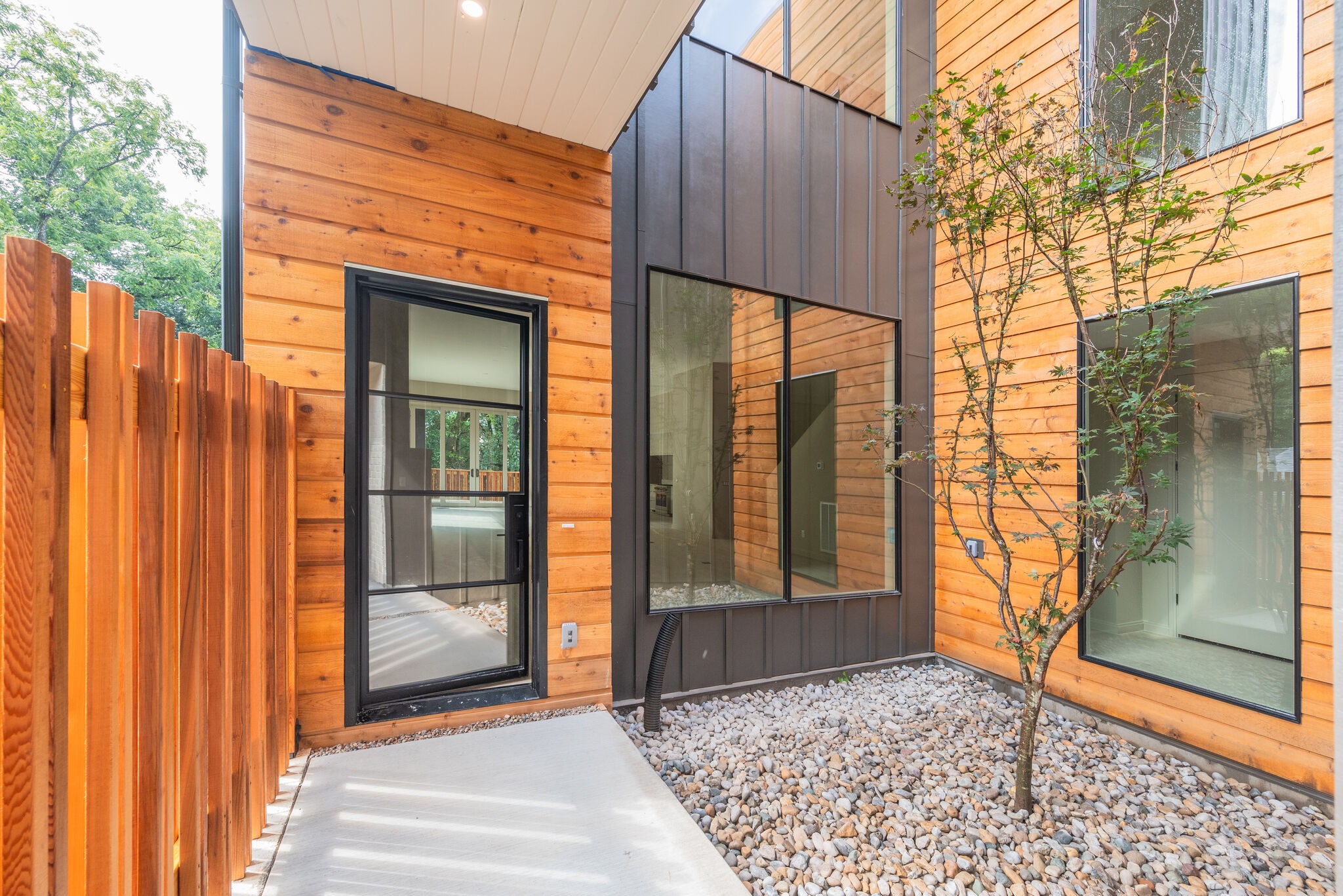 3707 A Woodmont Boulevard Nashville, TN 37215 - Photo 7 of 56 a view of a entrance to house