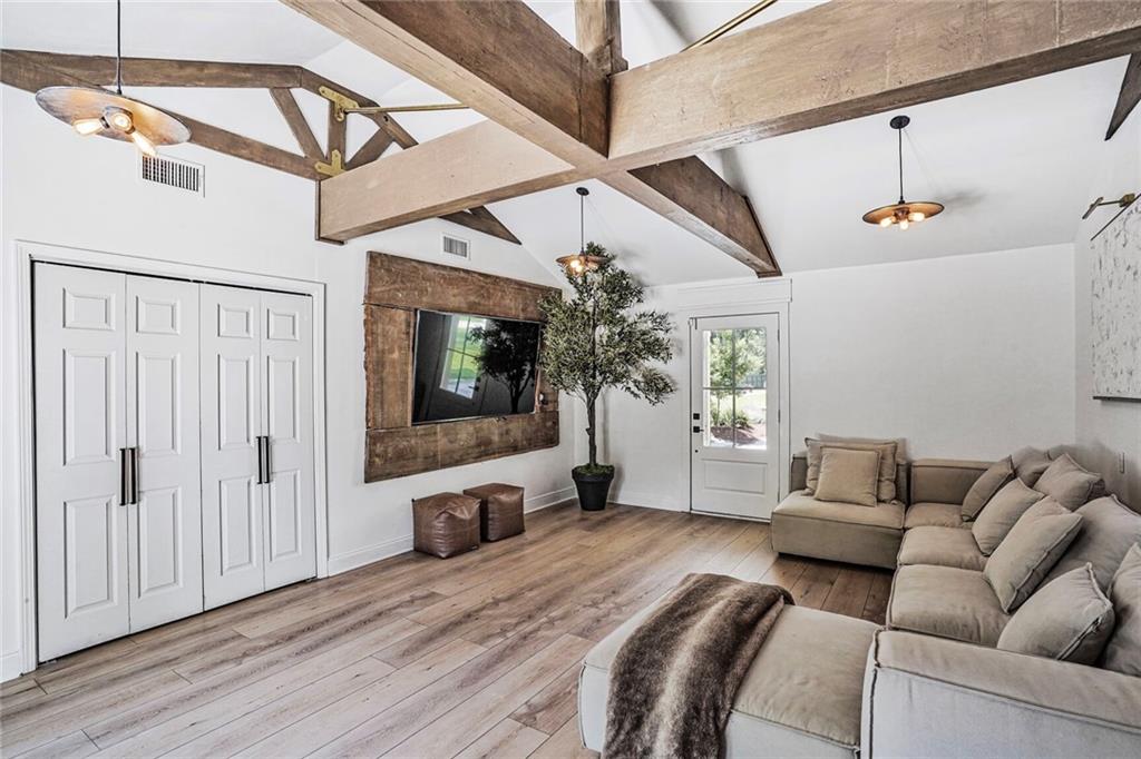 655 Barbara Place Mandeville, LA 70448 - Photo 13 of 34