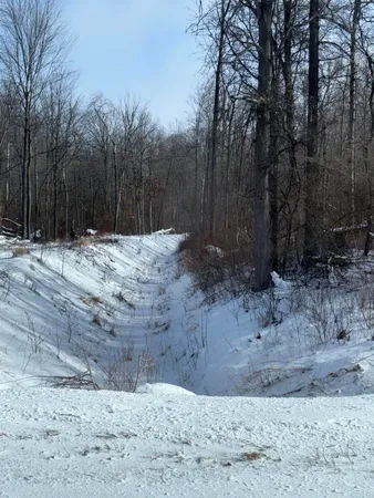 $600,000 | West Prairie Road, Midland, MI 48640