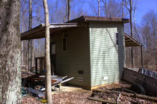 $600,000 | West Prairie Road, Midland, MI 48640