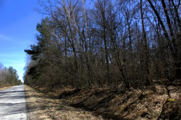 $600,000 | West Prairie Road, Midland, MI 48640