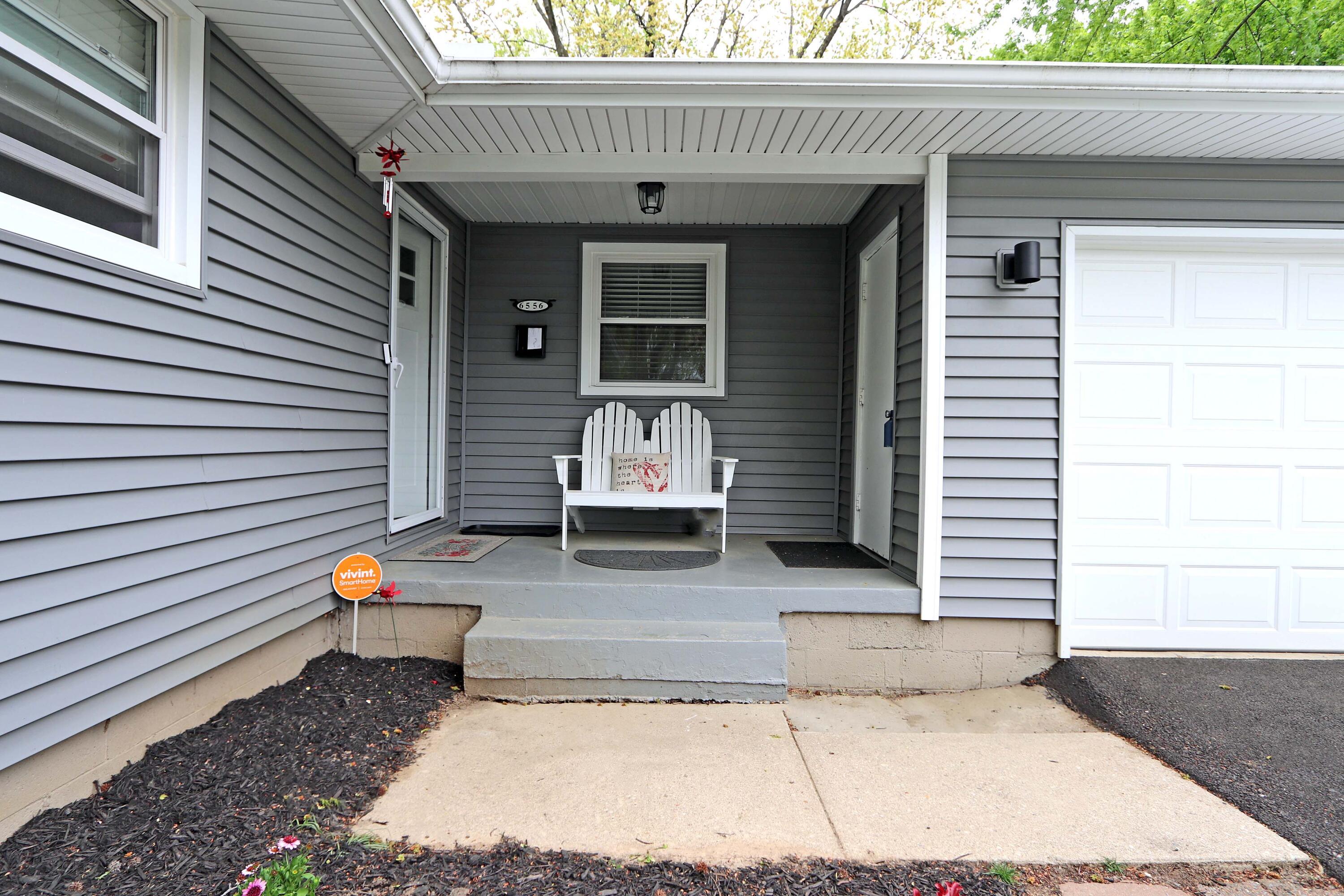 6556 Devonhill Road Columbus, OH 43229 - Photo 5 of 41 Gallery Image 5