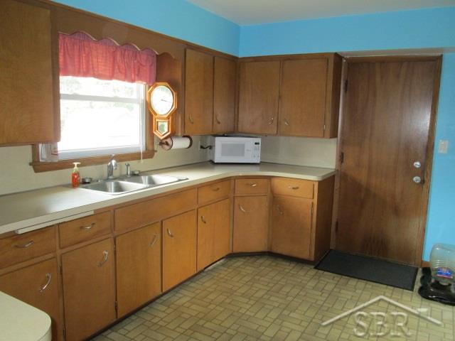 15015 West Brant Road Brant, MI 48614 - Photo 4 of 12 Kitchen