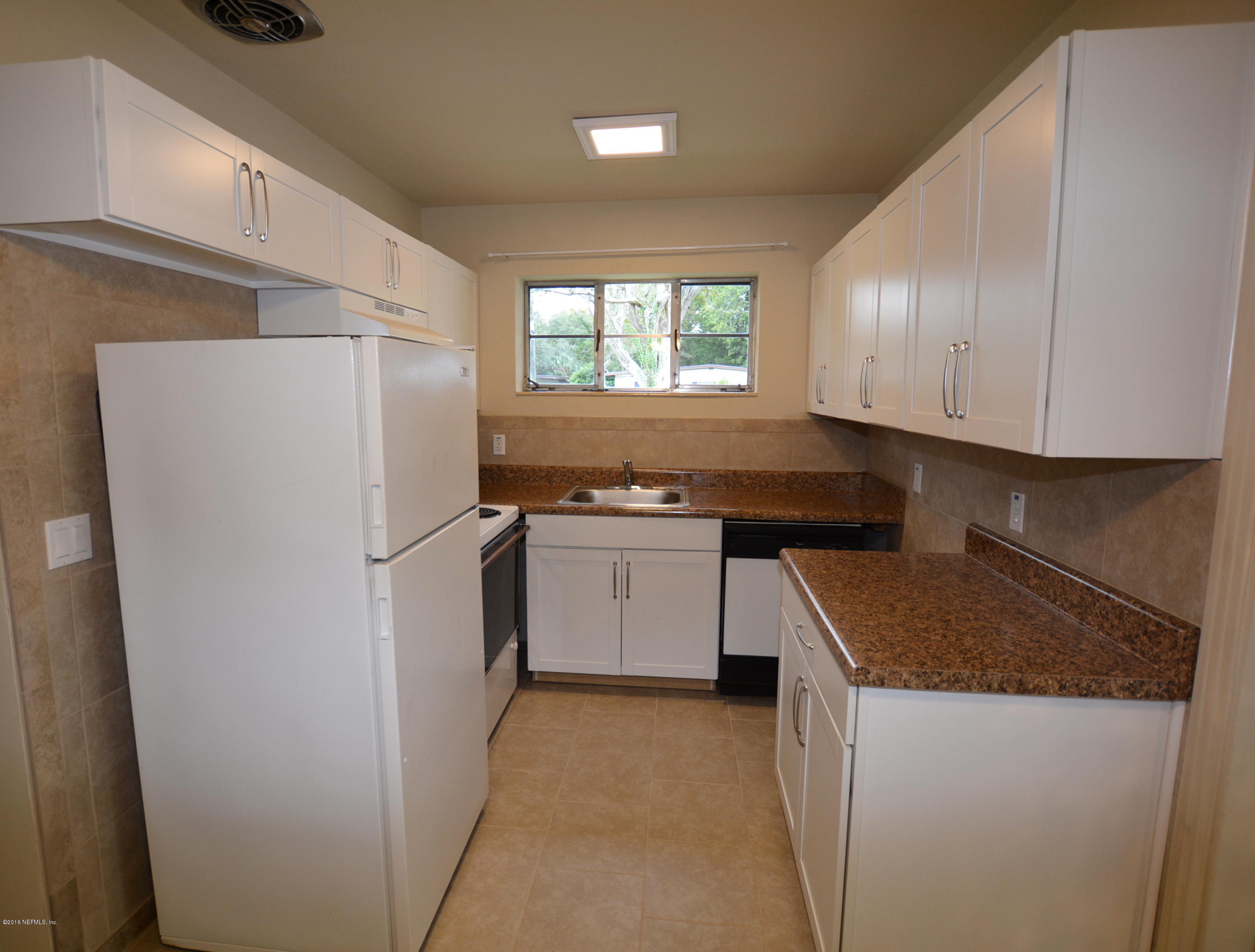2963 Alonso Road Jacksonville, FL 32216 - Photo 8 of 22 Kitchen