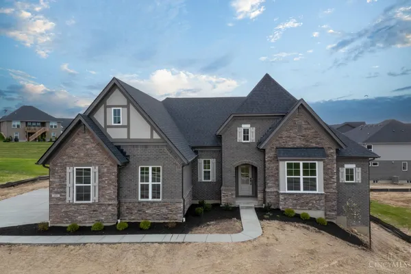 $714,900 | 513 Shawn Drive, Monroe, OH 45050