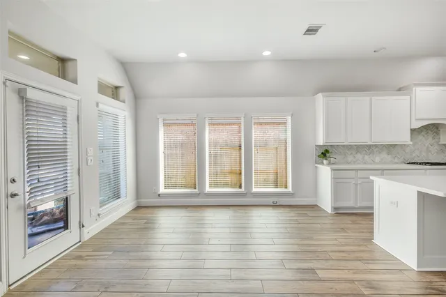 $3,200 | 10835 High Red Mesa, Missouri City, TX 77459