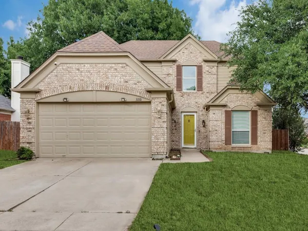 $2,600 | 3100 Kathy Lane, Fort Worth, TX 76123
