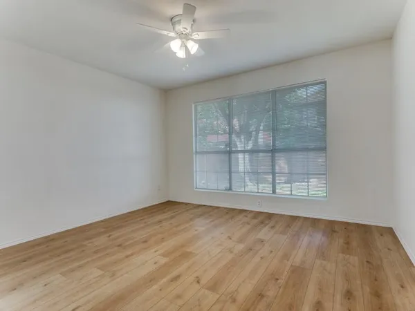 $2,600 | 3100 Kathy Lane, Fort Worth, TX 76123