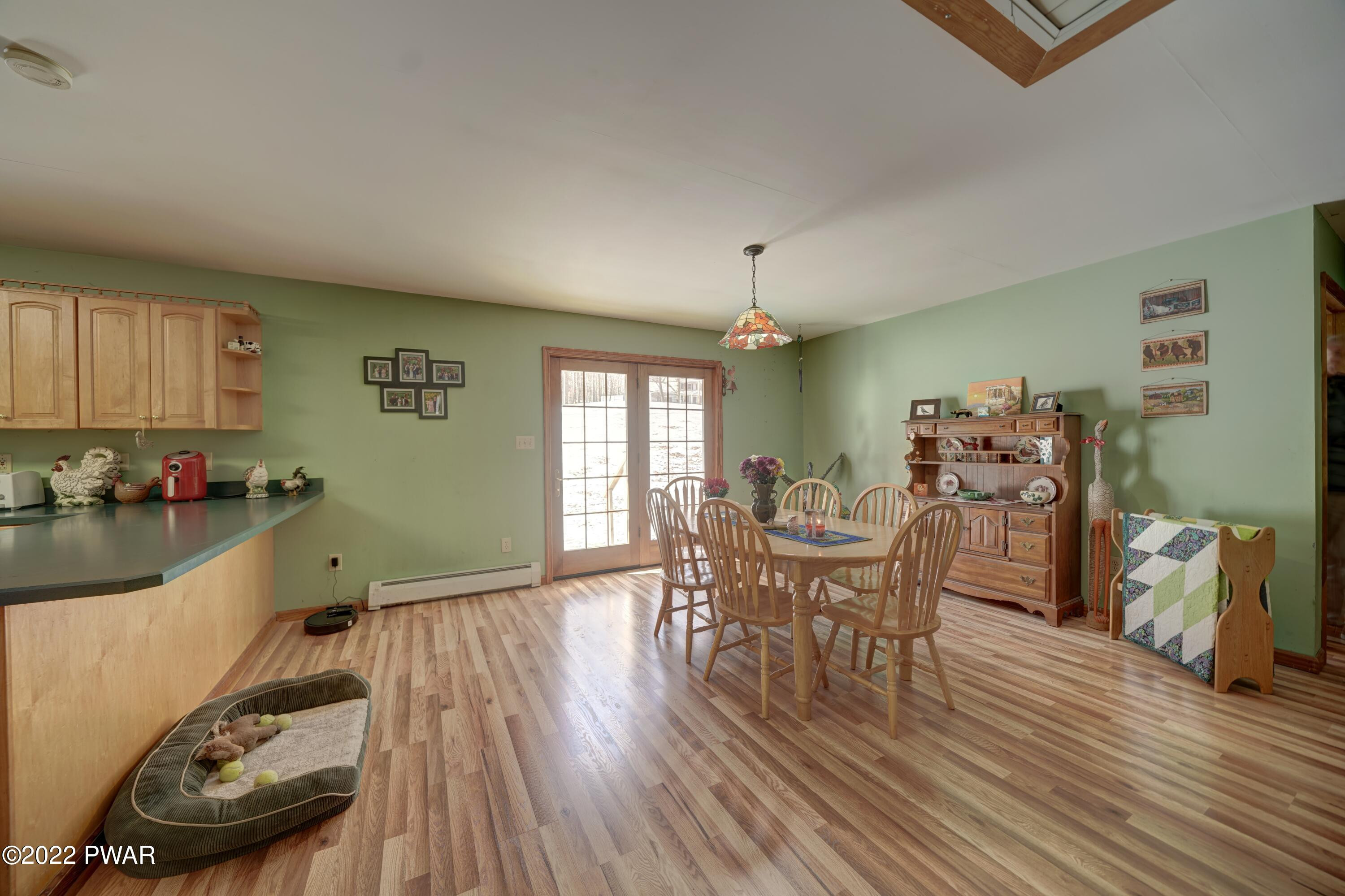 225 Deer Run Road Hawley, PA 18428 - Photo 6 of 24 Dining Area