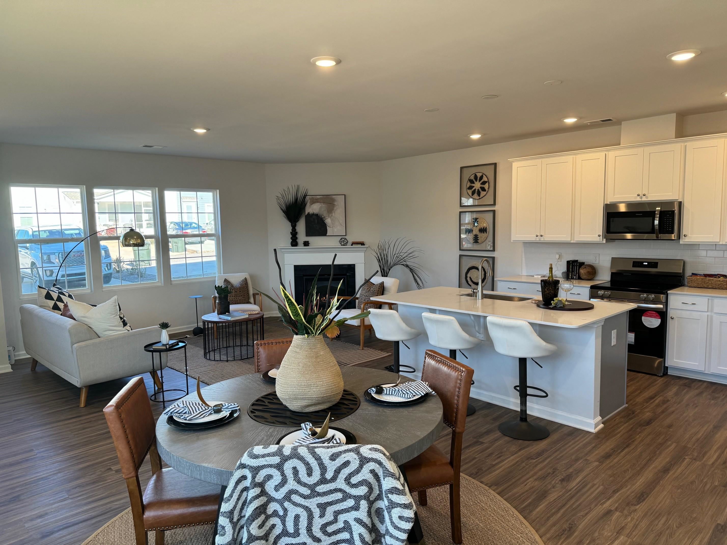 26 Leander Drive Greer, SC 29651 - Photo 2 of 9