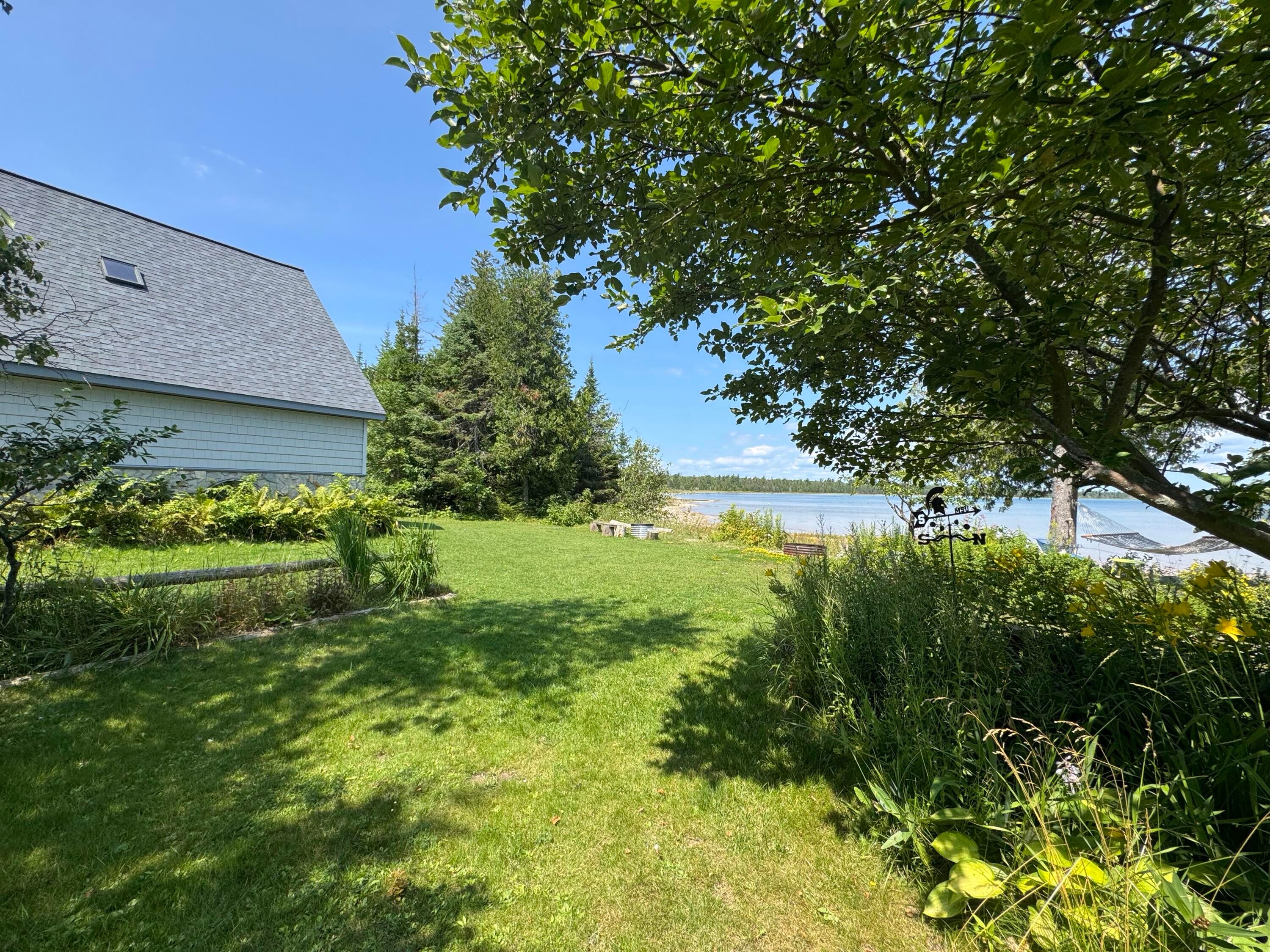 173 Horseshoe Bay Road St. Ignace, MI 49781 - Photo 44 of 48 Gallery Image 44