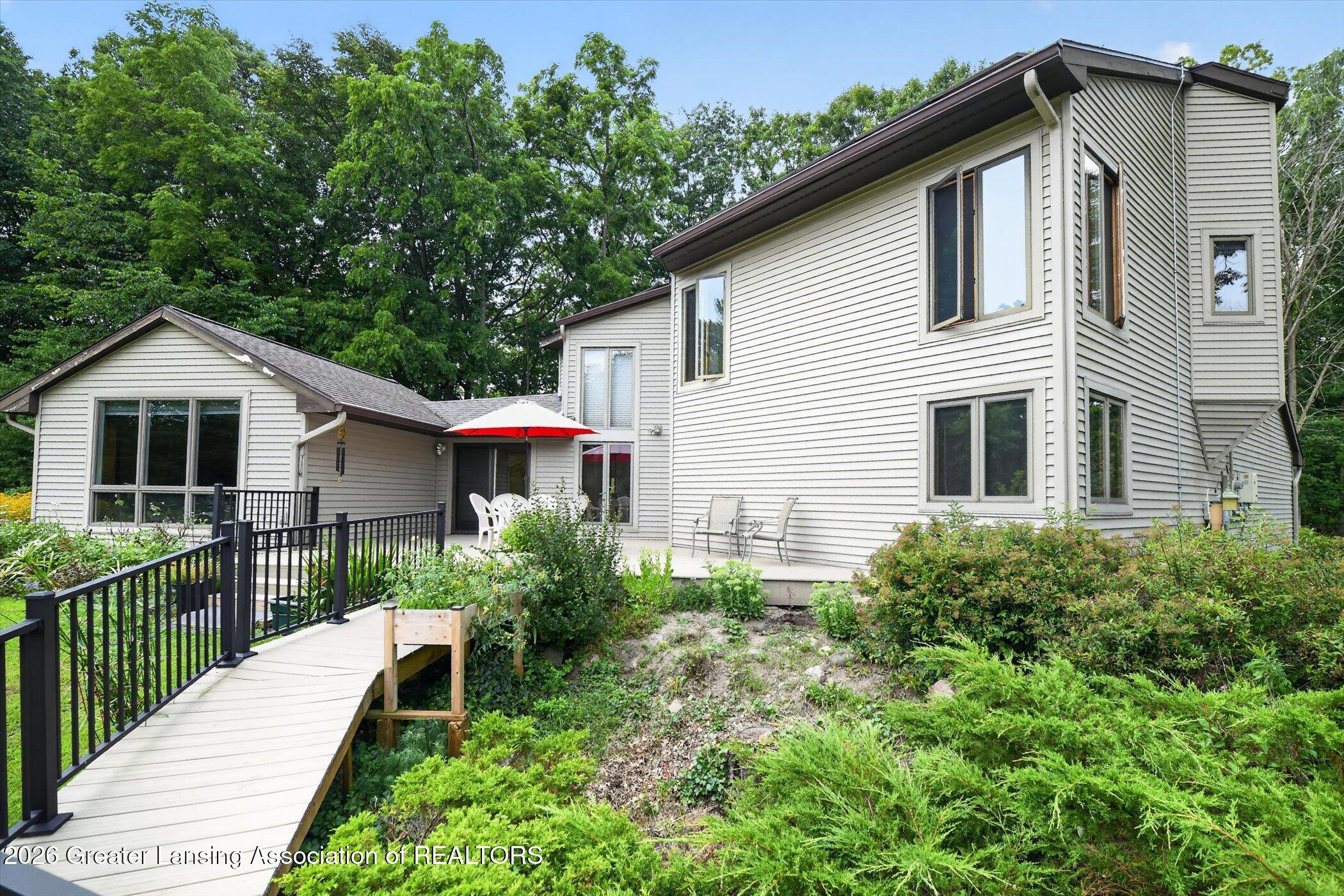 1231 Jolly Road Okemos, MI 48864 - Photo 47 of 74 IMG_3497