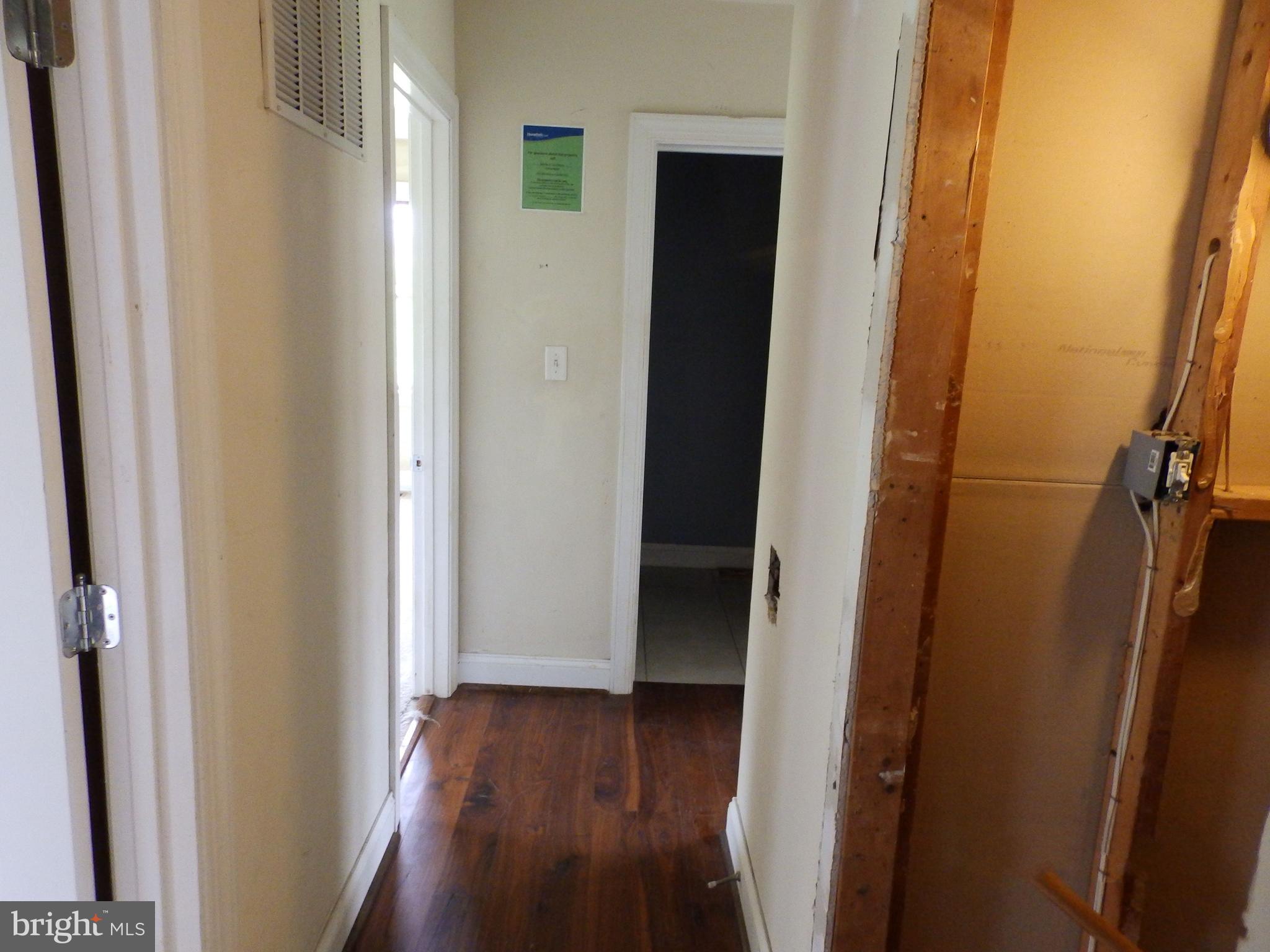 15125 Barnes Road New Windsor, MD 21776 - Photo 15 of 35 Hallway to Main Level Bedrooms
