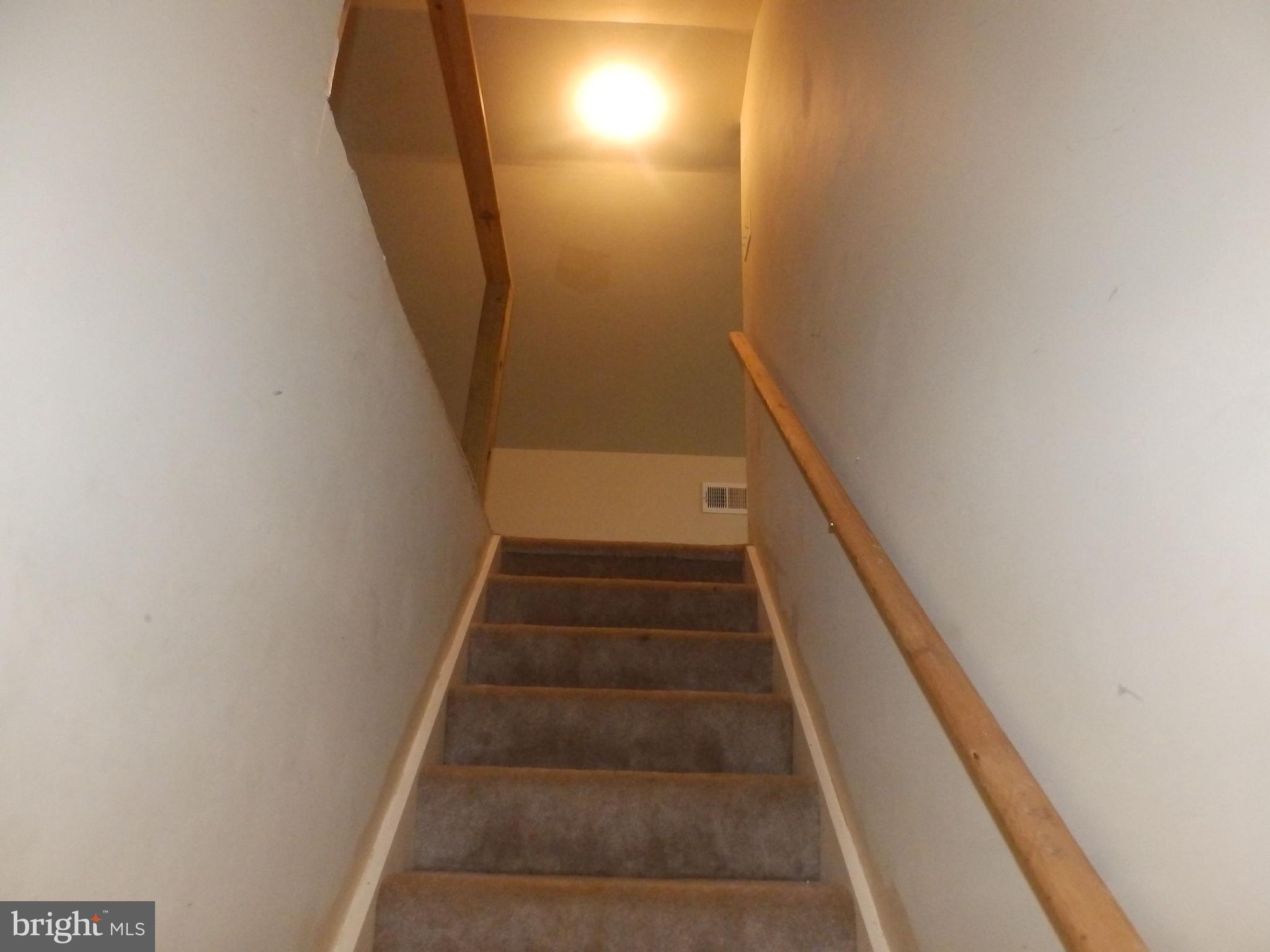 15125 Barnes Road New Windsor, MD 21776 - Photo 25 of 35 Stairway to 2nd Floor