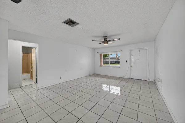 $424,788 | 8104 Northwest 94th Avenue, Tamarac, FL 33321