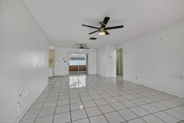 $424,788 | 8104 Northwest 94th Avenue, Tamarac, FL 33321