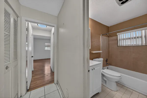 $424,788 | 8104 Northwest 94th Avenue, Tamarac, FL 33321