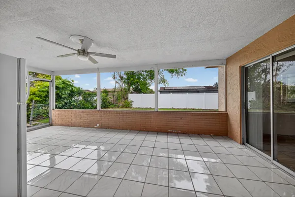 $424,788 | 8104 Northwest 94th Avenue, Tamarac, FL 33321