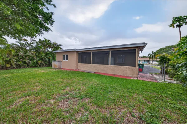 $424,788 | 8104 Northwest 94th Avenue, Tamarac, FL 33321