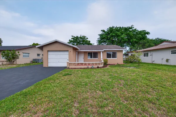 $424,788 | 8104 Northwest 94th Avenue, Tamarac, FL 33321