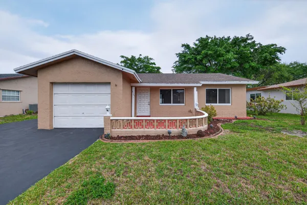 $424,788 | 8104 Northwest 94th Avenue, Tamarac, FL 33321