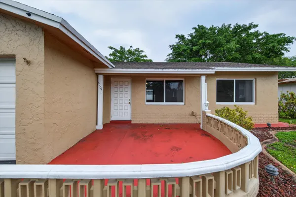$424,788 | 8104 Northwest 94th Avenue, Tamarac, FL 33321