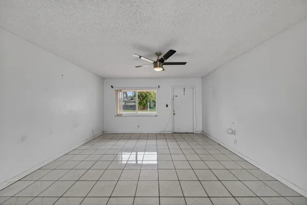 $424,788 | 8104 Northwest 94th Avenue, Tamarac, FL 33321