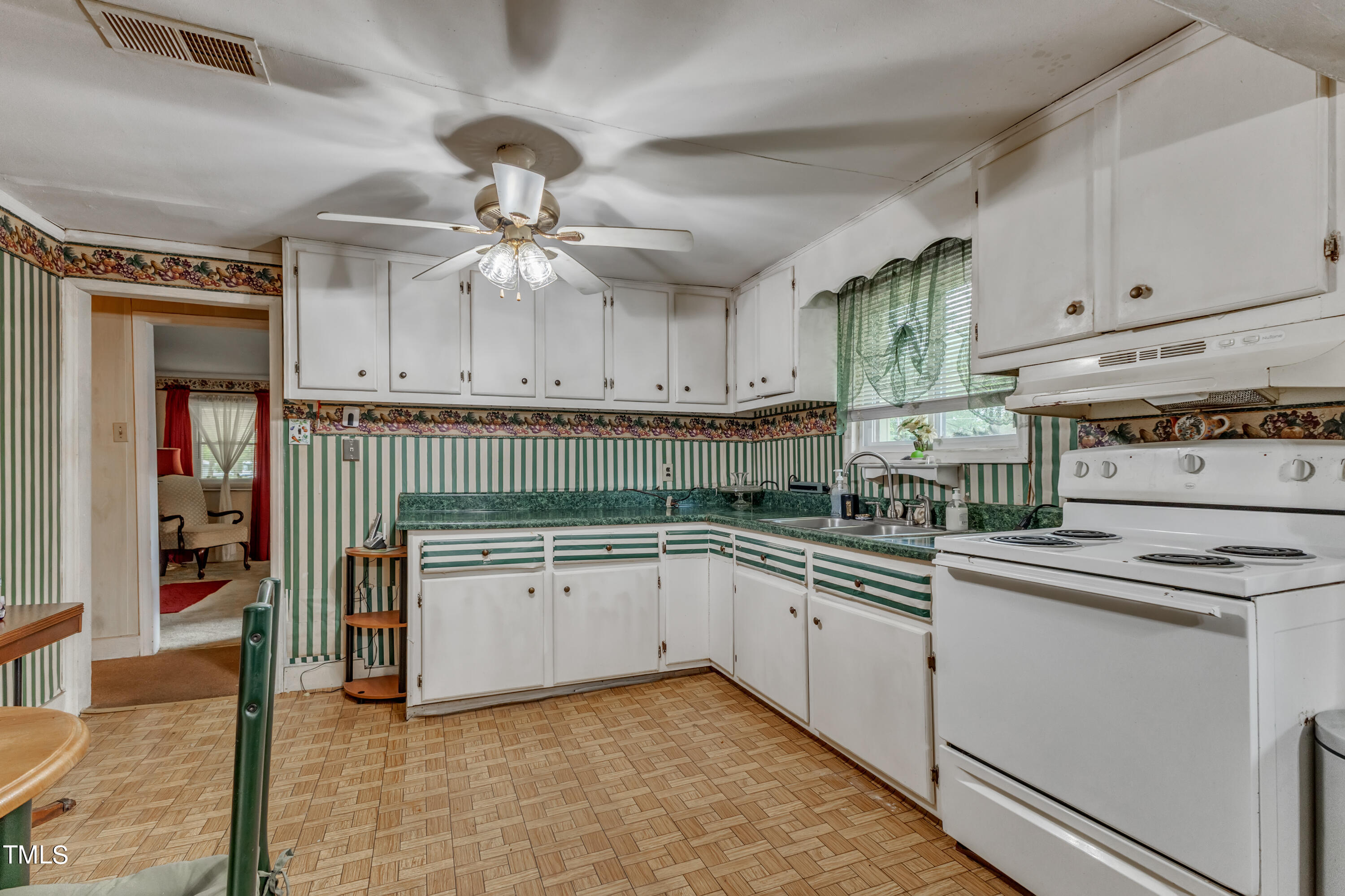9336 Baileywick Road Raleigh, NC 27615 - Photo 23 of 36 9336 Baileywick-24