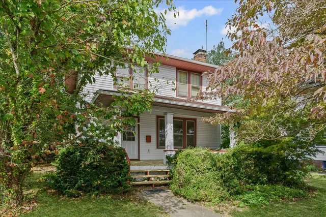 $210,000 | 1203 South Race Street, Urbana, IL 61801