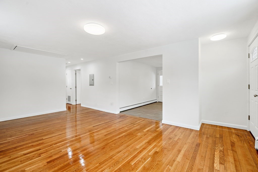 27 Marble Street Revere, MA 02151 - Photo 5 of 28