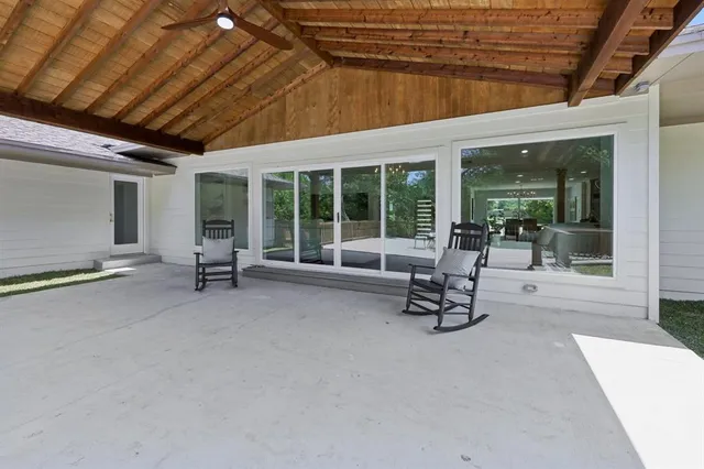 $1,199,995 | 6026 Meadowcreek Drive, Dallas, TX 75248